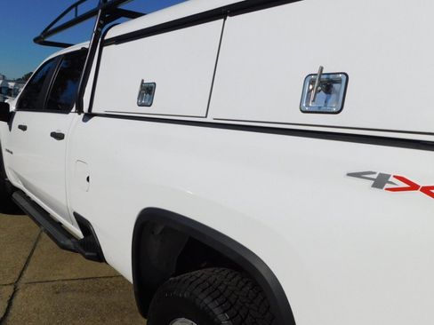 Used 2023 Chevrolet Silverado 3500 W/T w/ WT Fleet Convenience Package image 9