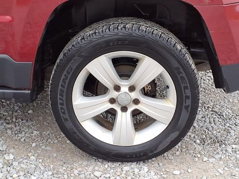 Used 2015 Jeep Patriot Latitude w/ Sun/Sound Group image 12