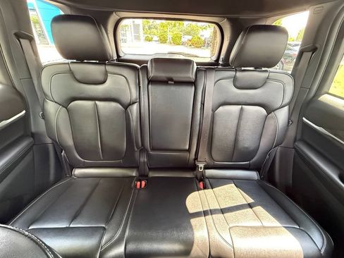 Used 2024 Jeep Grand Cherokee Limited 4xe AWD/4WD image 31