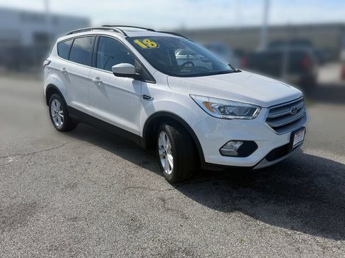 Used 2018 Ford Escape SEL w/ Ford Safe & Smart Package AWD/4WD image 14