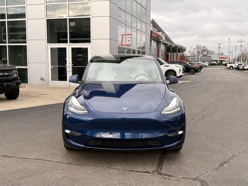 Used 2021 Tesla Model Y Long Range image 6