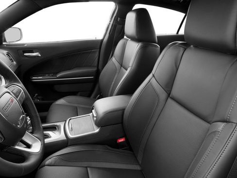 Used 2016 Dodge Charger R/T RWD image 11