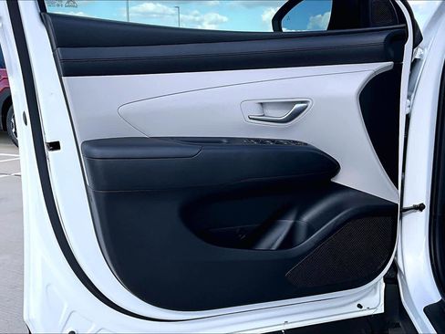 Certified 2025 Hyundai Tucson SEL image 20