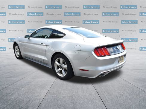 Used 2015 Ford Mustang Coupe RWD image 14