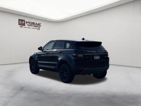 Used 2018 Land Rover Range Rover Evoque SE AWD/4WD image 7