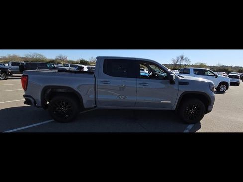 Used 2024 GMC Sierra 1500 Elevation image 9