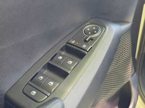 Used 2026 Kia Seltos LX FWD image 14