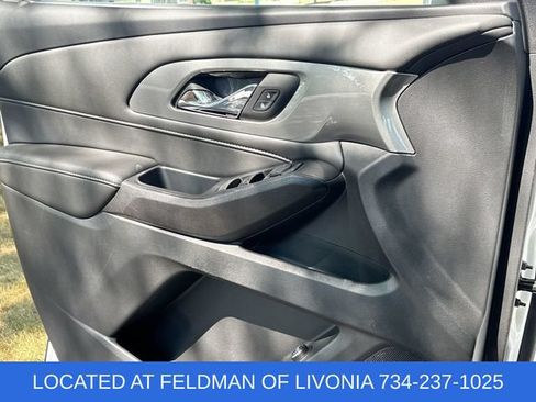 Certified 2023 Chevrolet Traverse LT w/ LT Premium Package AWD/4WD image 22