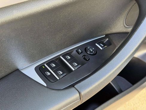 Used 2019 BMW X3 xDrive30i w/ Convenience Package image 12