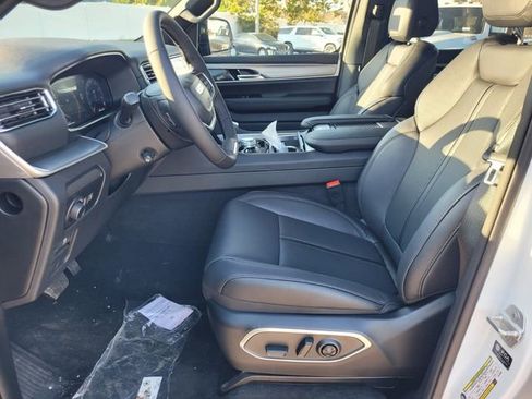 New 2026 Jeep Grand Wagoneer L Limited image 3