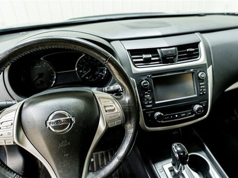 Used 2017 Nissan Altima 2.5 FWD image 8