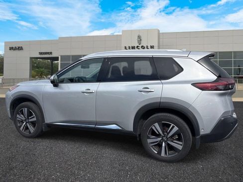 Used 2022 Nissan Rogue SL w/ SL Premium Package FWD image 5