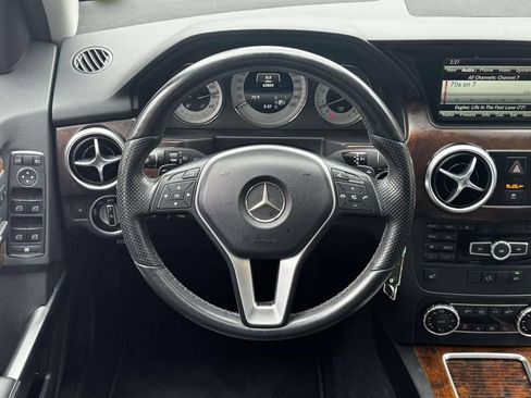 Used 2015 Mercedes-Benz GLK 350 4MATIC image 15