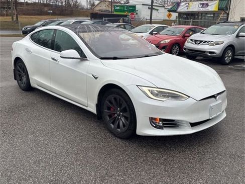 Used 2018 Tesla Model S P100D image 1