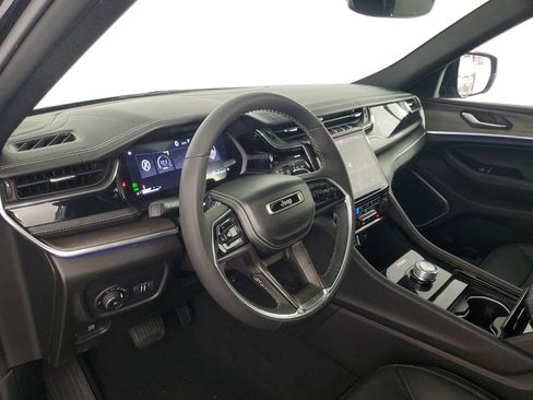 Used 2023 Jeep Grand Cherokee L Overland w/ Trailer Tow Group (B) image 11