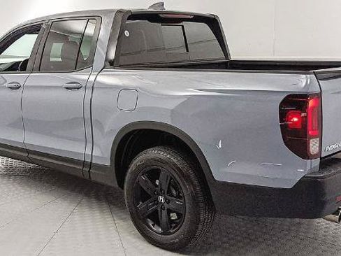 Used 2023 Honda Ridgeline Black Edition image 4
