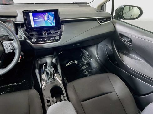 Certified 2025 Toyota Corolla LE FWD image 20