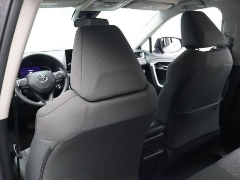 Used 2024 Toyota RAV4 XLE image 20