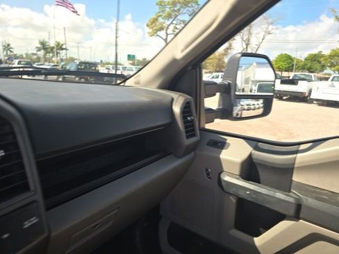 Used 2022 Ford F250 XL w/ Power Equipment Group image 15
