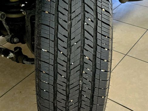 Used 2025 Jeep Wrangler Sahara AWD/4WD image 42