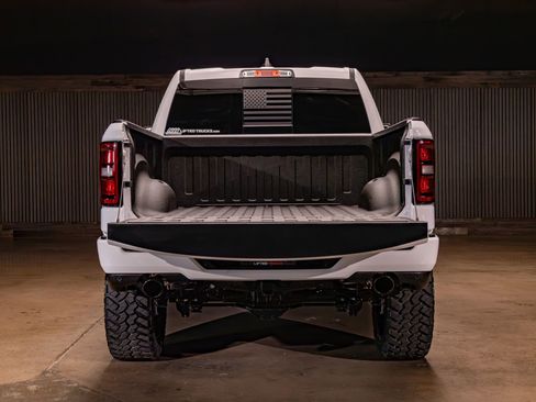Used 2026 RAM 1500 Laramie w/ Night Edition AWD/4WD image 9