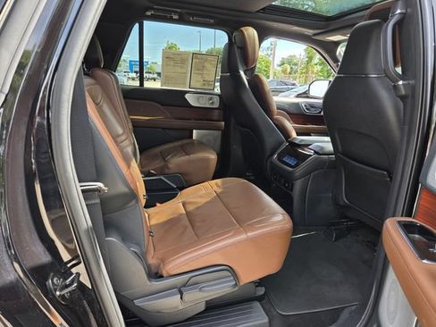 Used 2022 Lincoln Navigator L Reserve AWD/4WD image 22
