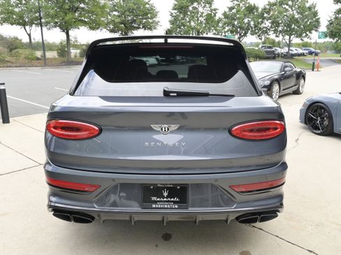 Used 2021 Bentley Bentayga V8 image 6