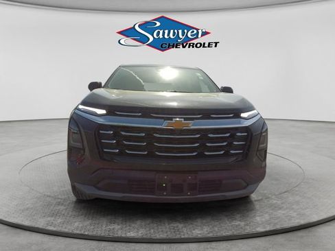 New 2026 Chevrolet Equinox LT w/ Convenience Package II AWD/4WD image 8
