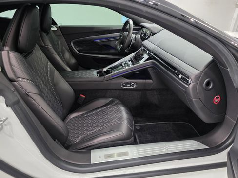 Used 2024 Aston Martin DB12 Coupe RWD image 20