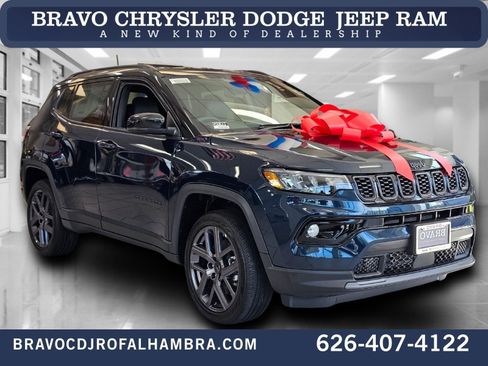 New 2026 Jeep Compass Limited AWD/4WD image 1