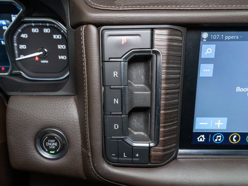 Used 2021 GMC Yukon Denali AWD/4WD image 26