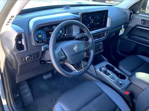 New 2025 Ford Bronco Sport Outer Banks w/ Outer Banks Tech Package+ image 8