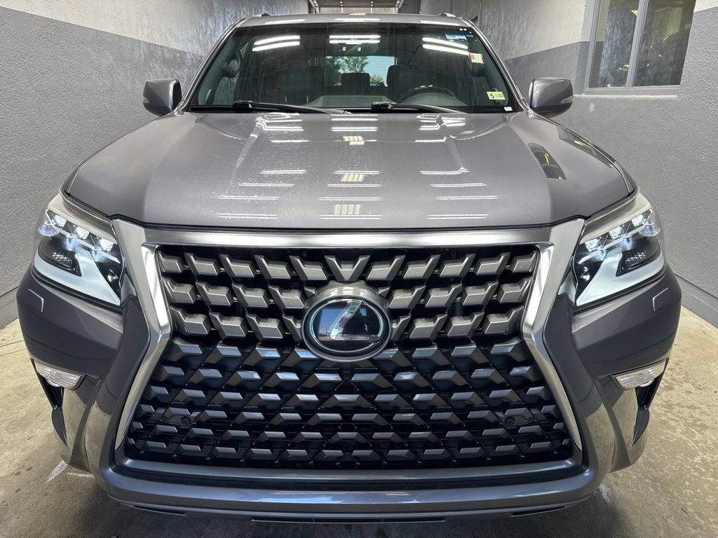 Used 2021 Lexus GX 460 Premium w/ Premium Package AWD/4WD image 5