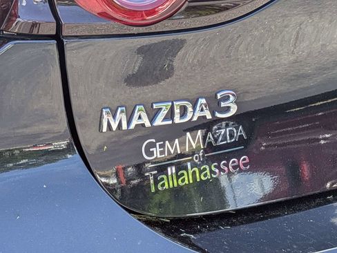 Used 2023 MAZDA MAZDA3 s FWD image 13
