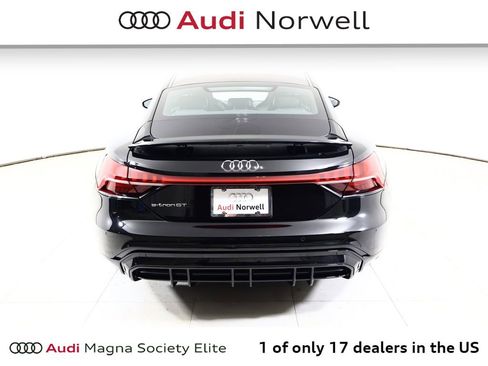 Used 2023 Audi e-tron GT Prestige w/ Prestige Package image 14