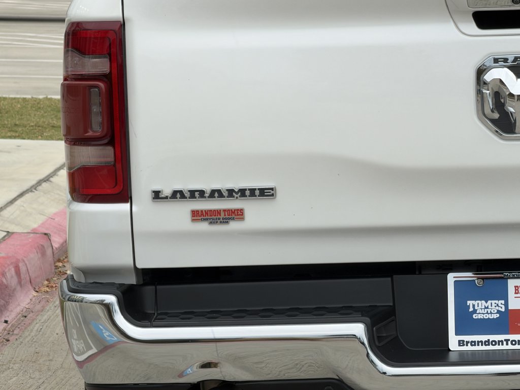 Used 2021 RAM 1500 Laramie AWD/4WD image 8