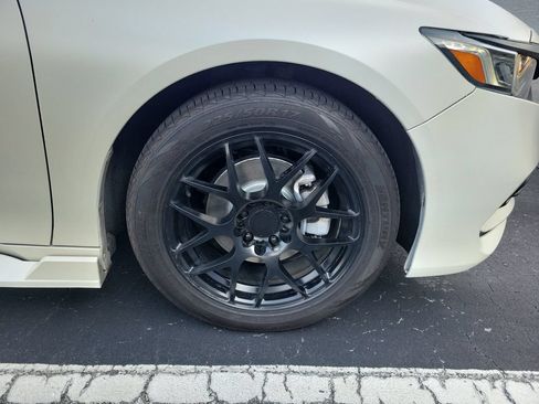 Used 2018 Honda Accord EX-L image 6