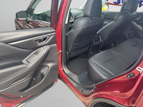 Used 2020 Subaru Forester Touring AWD/4WD image 19