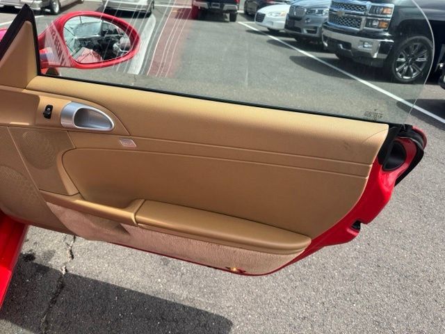 Used 2011 Porsche Boxster RWD image 23