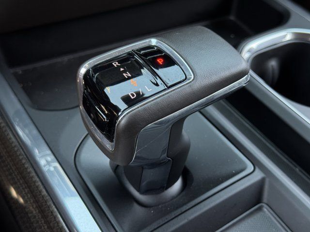 Used 2025 Chevrolet Silverado 1500 LT Trail Boss w/ Convenience Package II AWD/4WD image 22