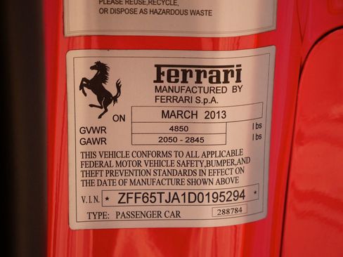 Used 2013 Ferrari California image 26