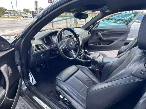 Used 2018 BMW M2 image 7