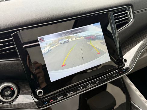 Used 2022 Jeep Wagoneer Series II w/ Premium Group I image 50