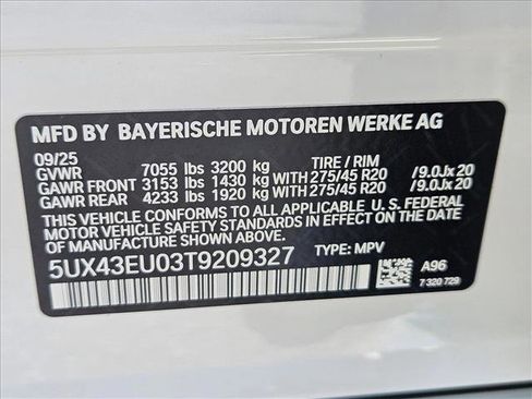 New 2026 BMW X5 xDrive50e w/ M Sport Package image 17