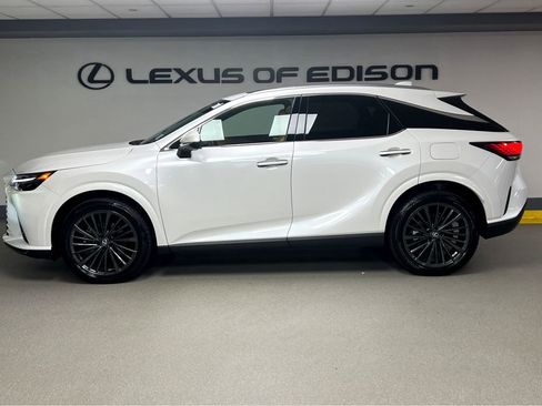 Certified 2026 Lexus RX 350h AWD/4WD image 4