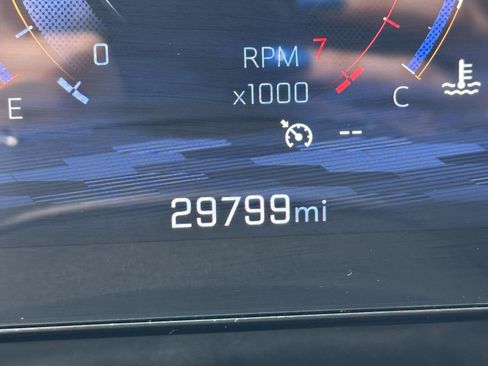 Used 2025 Chevrolet Equinox LT w/ Convenience Package II FWD image 32