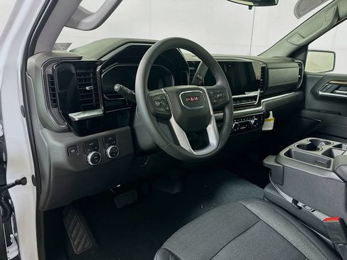 Used 2025 GMC Sierra 1500 Elevation AWD/4WD image 6