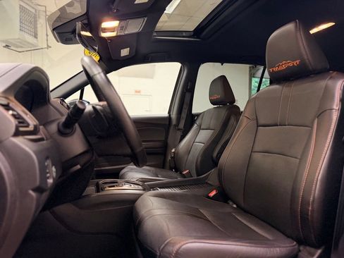 Used 2023 Honda Passport TrailSport image 12