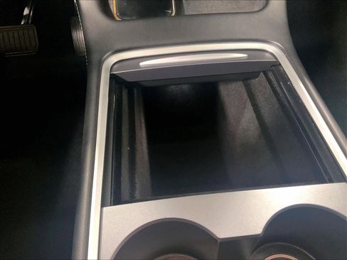 Used 2023 Tesla Model Y Long Range image 26