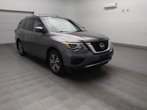 Used 2020 Nissan Pathfinder S image 13